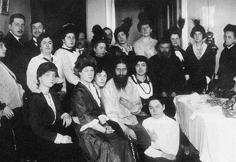 photo_۲۰۲۵-۱۲-۳۰_۱۷-۱۷-۳۰ (3)