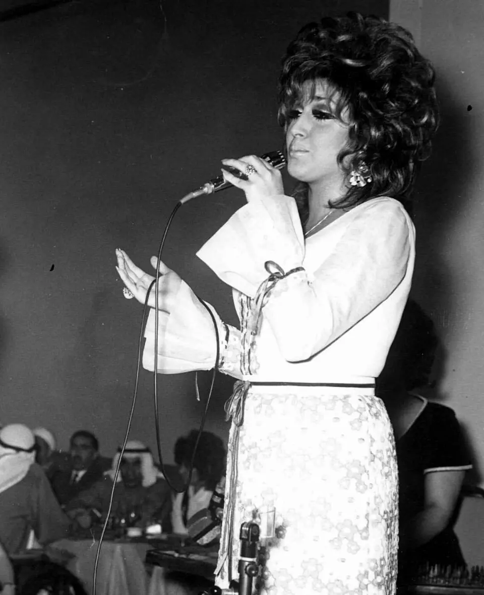 مهستی