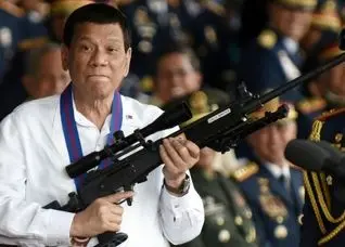  سلاخ دود و دَم | محاکمه رئیس‌جمهوری که معتادان را می‌کُشت