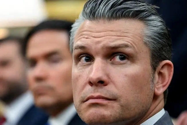 شکم‌بارگی پیت هگست | جنجال ۹ میلیون دلار هزینه غذا در میانه جنگ 