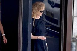 بازگشت به تنظیمات کارخانه | تیپ نیکول کیدمن به سبک قبل از طلاق