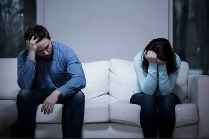 جهنمِ ازدواج با یک معتاد جنسی | روایت زنی که پس از ۳۰ سال سکوت، از کابوس ازدواجش پرده برداشت