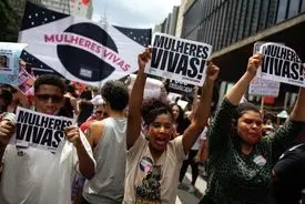 چرا مردان، زنان را می‌کشند؟ | هر ده دقیقه یک زن توسط شوهرش کشته می‌شود