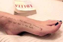 پای زن مرموز در عکس‌های تازه افشاشده اپستین!