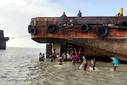  نفتکش‌های رهاشده؛ چهره پنهان تجارت نفت