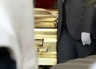 دفن در تابوت طلا | رهبر کارتل مکزیک به خاک سپرده شد | ارتش در آماده‌باش