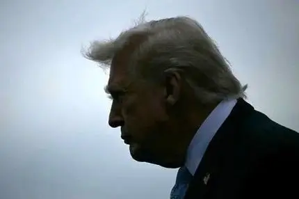 ادعای مذاکره آشکارترین نشانه هراس آمریکا از شکست است | چرا ترامپ ترسیده؟!