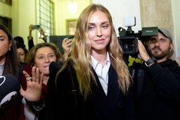 پنج سال زندان در انتظار بلاگر مشهور مُد | جیب‌بّری از کودکان بیمار