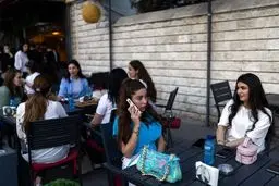 ممنوعیت آرایش زنان کارمند سوریه | جولانی ممکن است کشته شود! 