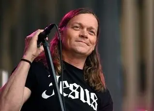 خواننده مشهور راک در ۴۷ سالگی درگذشت