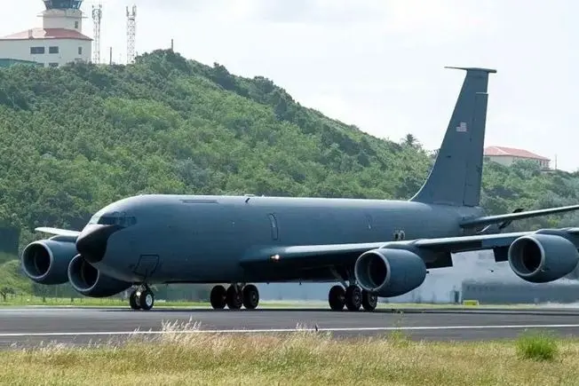 همه‌چیز درباره هواپیمای سوخت‌رسان KC-135 که توسط پدافند ایران شکار شد