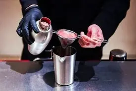 جانشین ماچا آمد | ادایی‌ها در صف «کافی اوماکاسه»