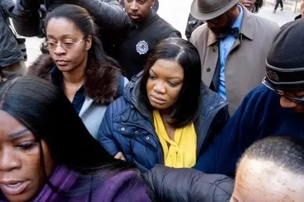 قاتل اپستین پیدا شد؟ | نگهبان زن برای پنج‌ هزار دلار او را کشت؟ 