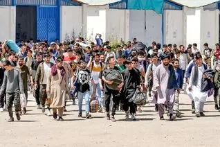 اتباع افغانستانی دوباره راهی ایران می‌شوند؟ | سناریوی تکراری مهاجرت افغان‌ها