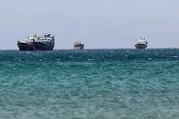 چه چیزی لازم است تا کشتی‌ها دوباره از تنگه هرمز عبور کنند؟