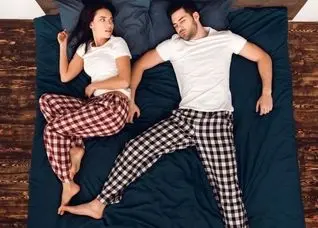 «طلاق خواب»؛ آیا جدا خوابیدن زوج‌ها کیفیت رابطه را بهبود می‌دهد؟