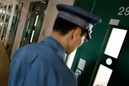 جرم برای بقا | داستان سالمندانی که عمداً به زندان می‌روند