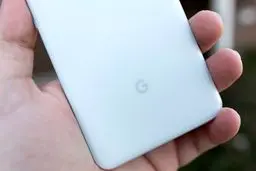۷ مرتبه‌ای که گوشی‌های پیکسل گوگل از مد روز عقب مانده‌اند