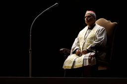 پاپ لئو چهاردهم چقدر حقوق می‌گیرد؟