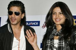 یک رابطه تمام بالیوودی | شایعات قدیمی درباره شاهرخ‌خان حقیقت دارد؟