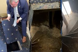 کشف تونل مخفی در ساختمان کنگره | کار، کار انگلیس‌هاست