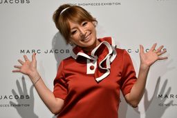 خواننده زن ناشنوای ژاپنی! | یک رسوایی اخلاقی تازه در فهرست ایلان ماسک