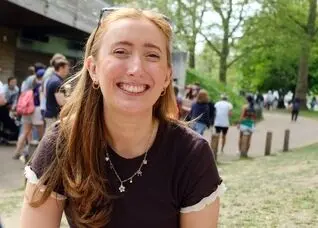 کارمند نمونه سال توبیخ شد، خودش را کُشت