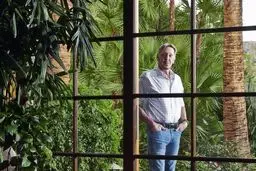 دومین فرد ثروتمند جهان که کسی او را نمی‌شناسد!