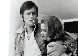 چگونه جذاب‌ترین مرد جهان در یک رسوایی قتل مرموز گرفتار شد | روزی که آلن دلون متهم به قتل شد 