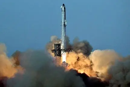 ایلان ماسک روی ماه، شهر می‌سازد