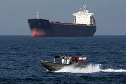 از ناوگان پنجم تا تردید راهبردی | خلیج فارس دیگر برای آمریکا همان منطقه سابق نیست | پایان حضور آمریکا در خلیج فارس