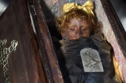 دختری به نام روزالیا |‌ «زیباترین مومیایی جهان» که محققان را متحیر کرده است