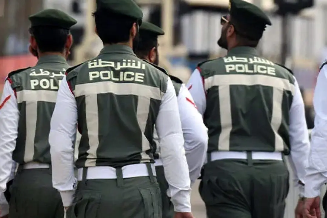 انگلیسی‌های زندانی در امارات بخاطر تصاویر حملات ایران کتک خوردند!