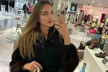 جنازه مدل ۲۹ ساله از تابوت دزدیده شد!