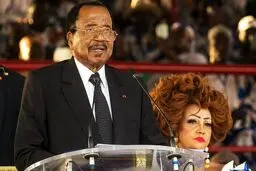  رهبر ۹۳ ساله کامرون ۵۳ روز است ناپدید شده!