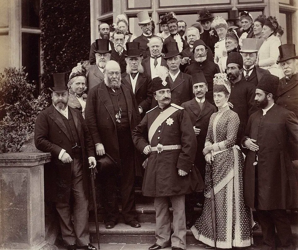 بر فراز برج ایفل، یک ایرانی ایستاد؛ روایت کمتر شنیده‌شده از مهدی قلی خان مجدالدوله در  سفر سوم شاه