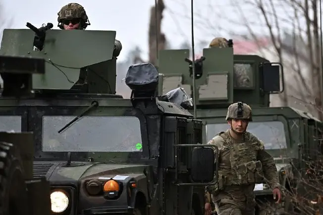 لغو ناگهانی یک رزمایش ارتش آمریکا |  گمانه‌زنی درباره اعزام نیرو به منطقه | خیال باطل آمریکا برای تصرف جزیره خارک!