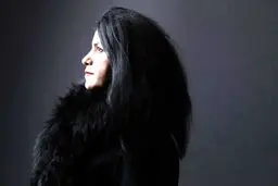 مرجان ساتراپی از اندوه درگذشت