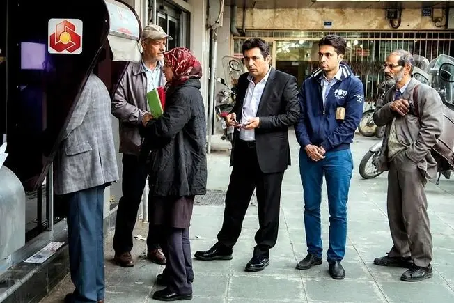   اگر جنگ شبکه بانکی را مختل کند، با کارت بانکی چه می‌کنیم؟ 