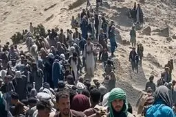 از دیوار مرزی تا اخراج گسترده | معمای ورود غیرمجاز اتباع افغانستانی 