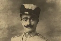 داستان زندگی احمد امیراحمدی: از قزاقخانه تا نخستین سپهبدی ایران