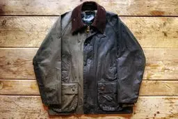 چرا لباس‌های دست‌دوم و کهنه محبوب شده‌اند؟