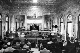 ۱۷ آبان ۱۳۳۲؛ محاکمه مصدق در آینه روایت‌های متضاد