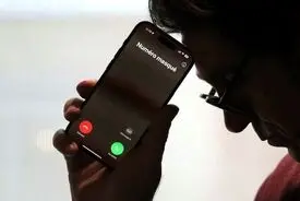 کلاهبرداری عجیب تلفنی: با یک «سلام» ساده صدای شما کپی می‌شود!