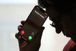کلاهبرداری عجیب تلفنی: با یک «سلام» ساده صدای شما کپی می‌شود!
