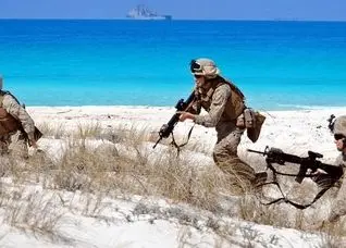 فایننشال تایمز: سناریوی حمله به خارک چگونه است؟ | یک فاجعه تمام عیار برای آمریکا