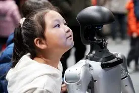 چین راه حلی برای کاهش جمعیت خود دارد: ربات‌ها