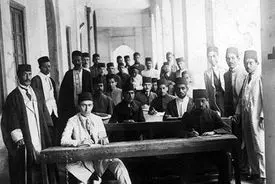 تأسیس دارالفنون: طلوع مدرنیته در ایران
