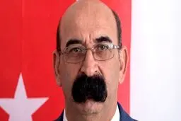 سبیل جنجالی سیاستمداری که برایش رای آورد