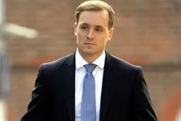محاکمه خلبانی که مهماندار برهنه را کتک زد!